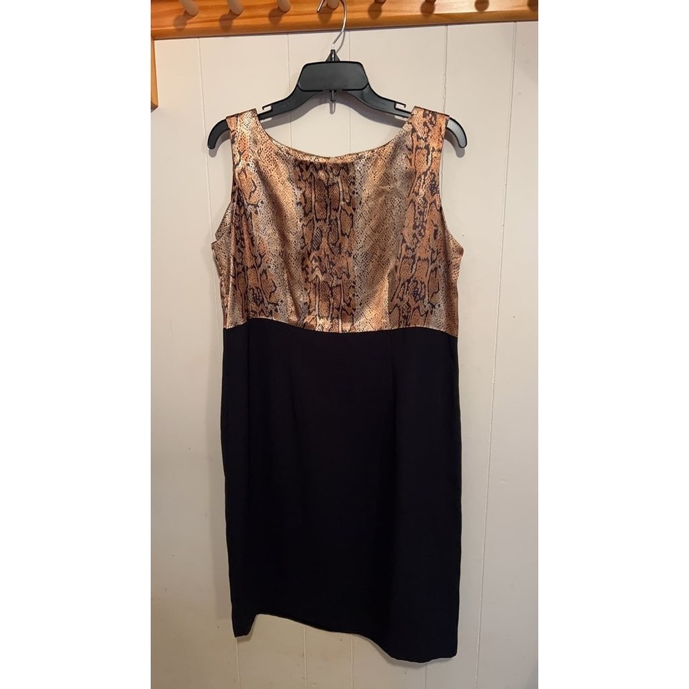 Studio I Sleeveless Snake Print and Black Dress